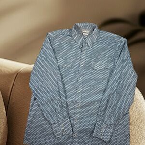 wrangler Men’s button up long sleeve shirt with mother pearl buttons Sz XLT Teal